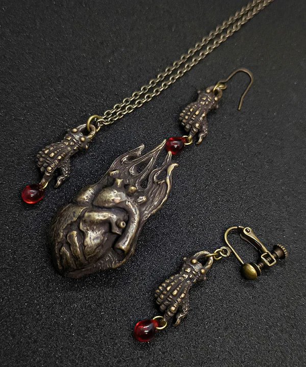 Dragon's Dogma 2 Dragon Hand (Piercing) For One Ear - Image 6