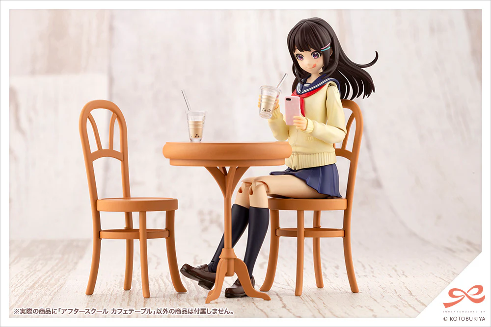 AFTER SCHOOL CAFE TABLE - Image 6