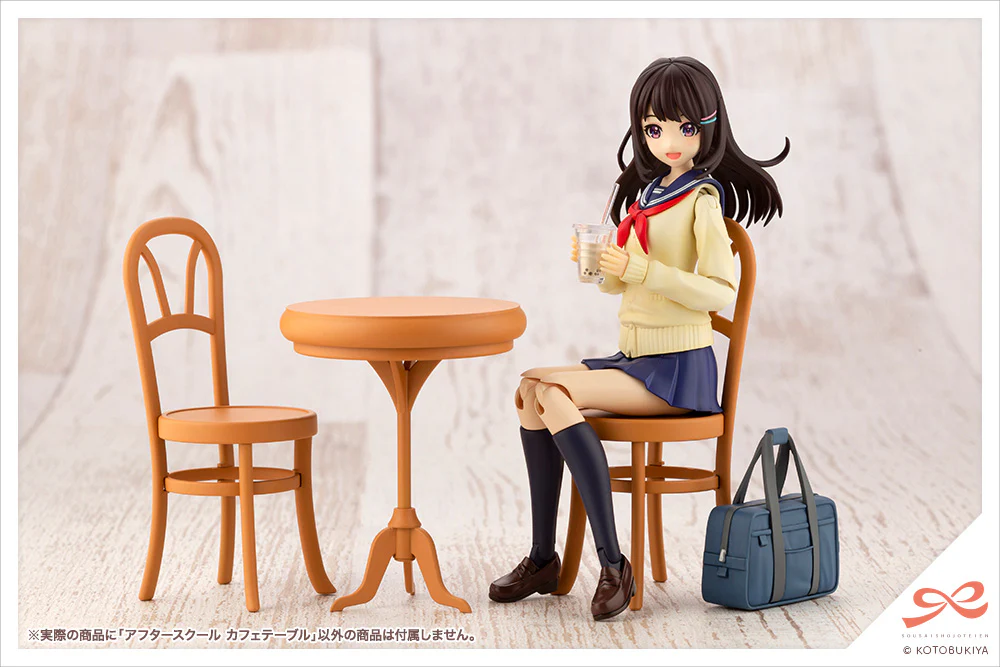 AFTER SCHOOL CAFE TABLE - Image 9