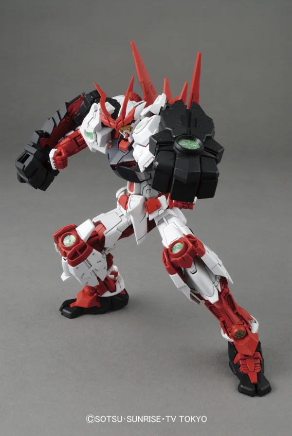 MG 1/100 Sengoku Astray Gundam - Image 5