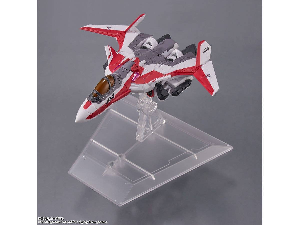 VF-31C Siegfried (Mirage Farina Jenius USE) with Makina Nakajima - Image 9
