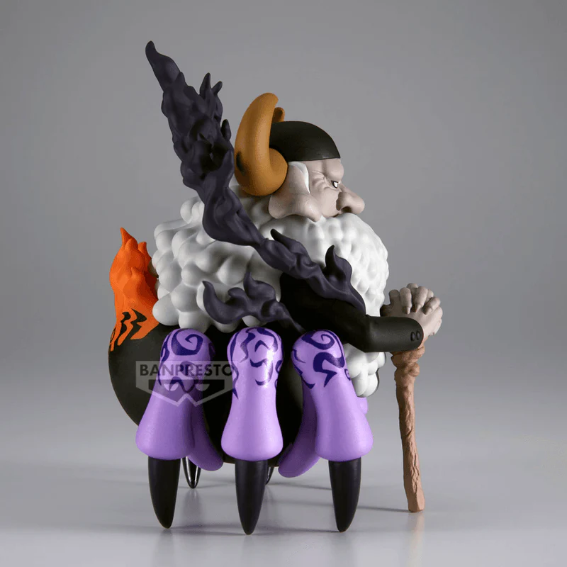 St. Jaygarcia Saturn "One Piece", Banpresto Mega World Collectable Figure