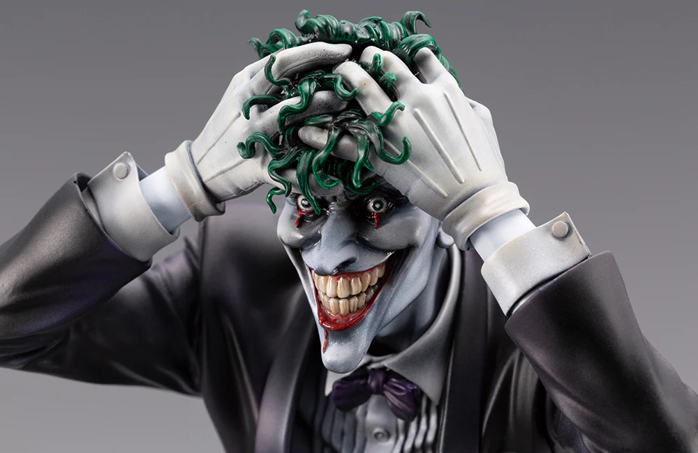 BATMAN: THE KILLING JOKE THE JOKER ARTFX STATUE - Image 3