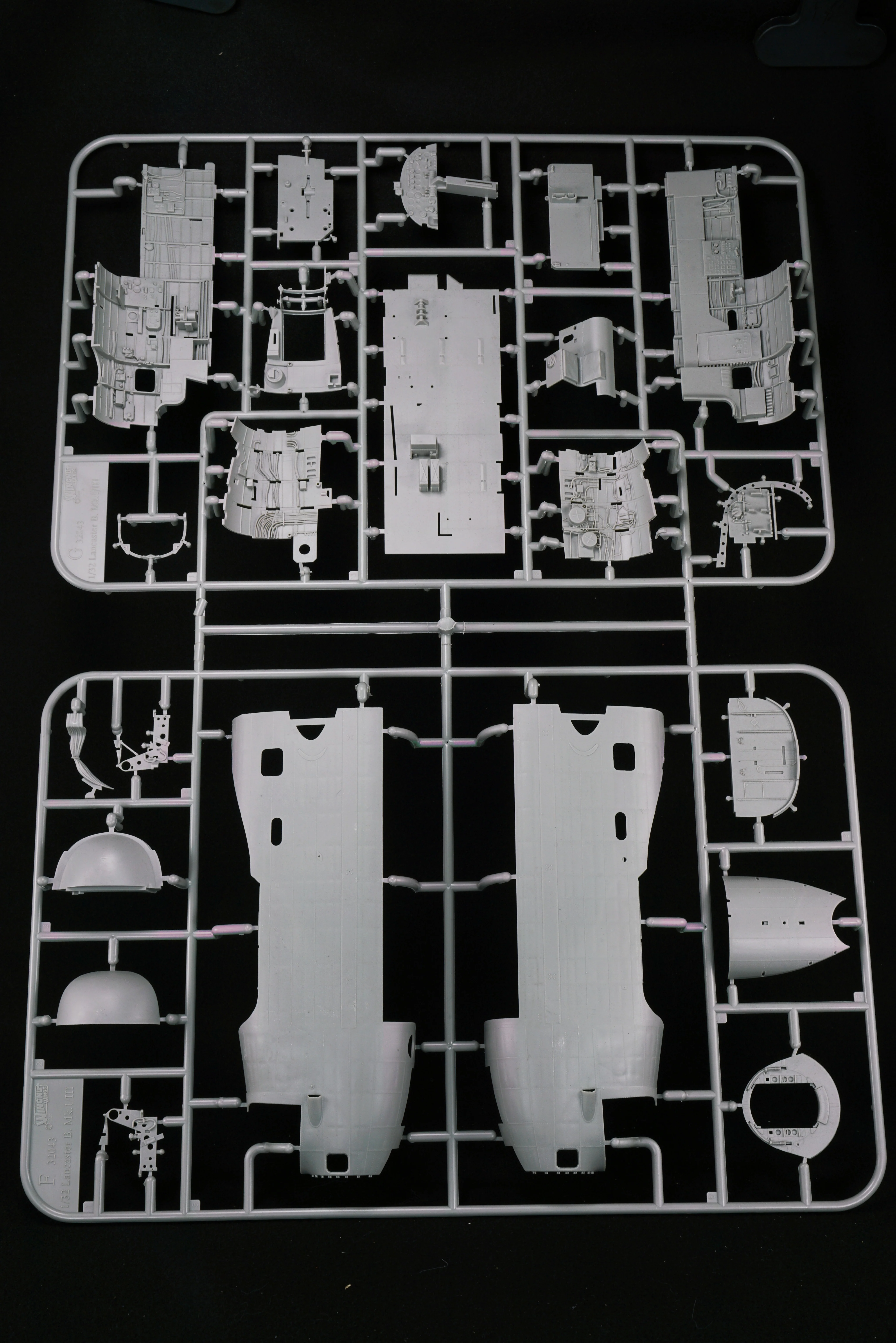 Border Model 1/32 Avro Lancaster B.Mk.III "Dambusters" - Image 5