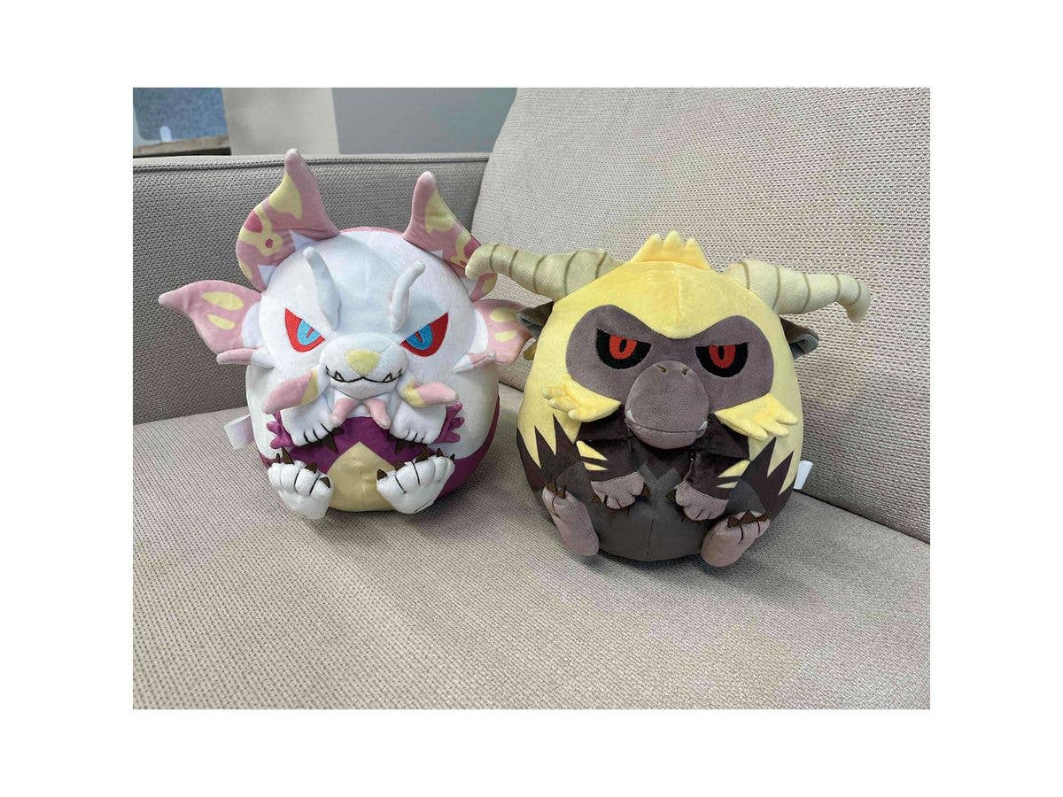 Monster Hunter Fluffy Eggshaped Plush Furious Rajang - Image 5