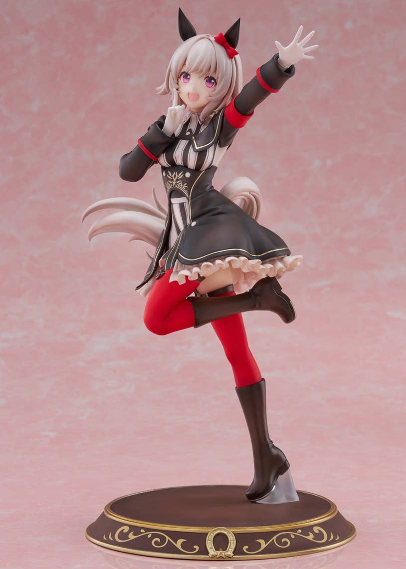 Curren Chan Signature Racewear Ver. 1/7 Scale Figure
