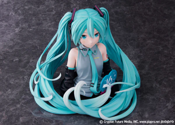 Hatsune Miku 16th Anniversary Bust Figure - Image 8