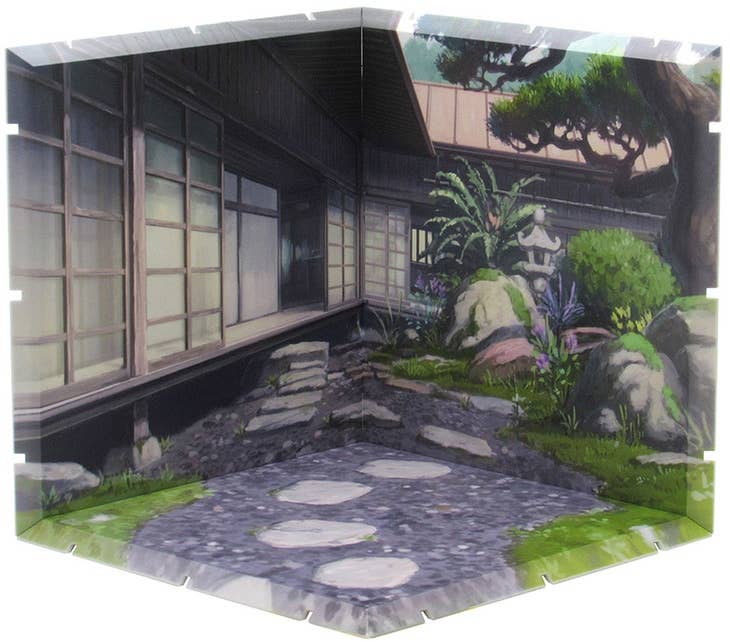 Dioramansion 150: Courtyard