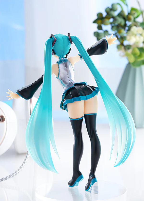 POP UP PARADE Hatsune Miku: Translucent Color Ver. - Image 11