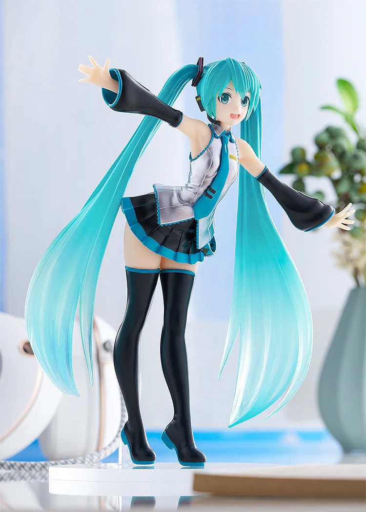 POP UP PARADE Hatsune Miku: Translucent Color Ver. - Image 3