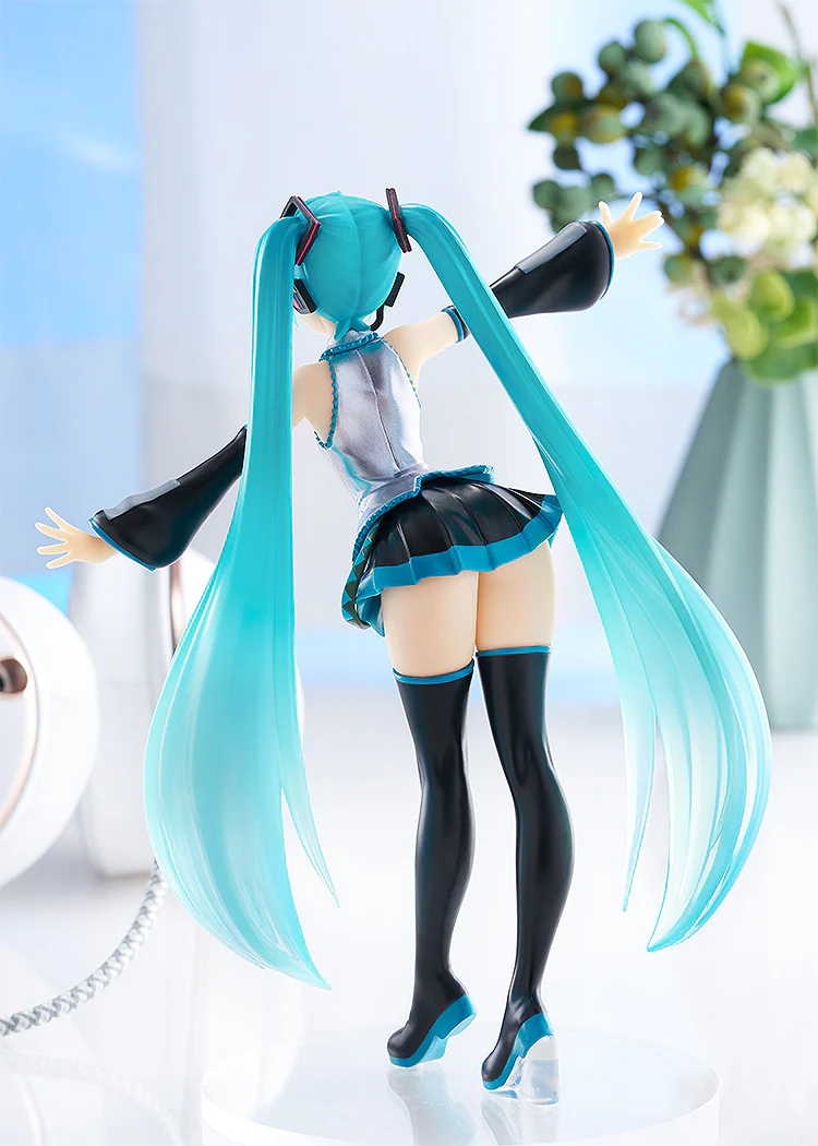 POP UP PARADE Hatsune Miku: Translucent Color Ver. - Image 4