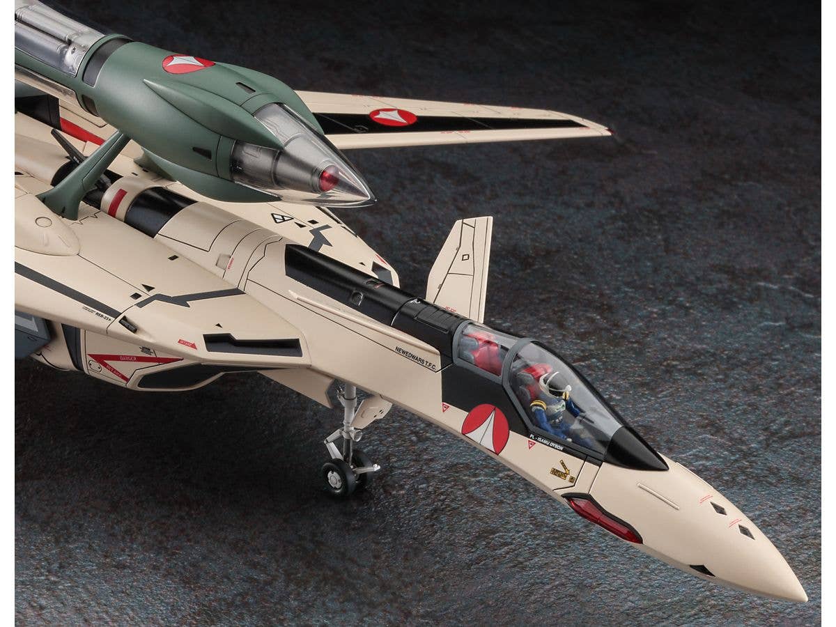 1/72 YF-19 w/FAST PACK & FOLD BOOSTER - Image 4