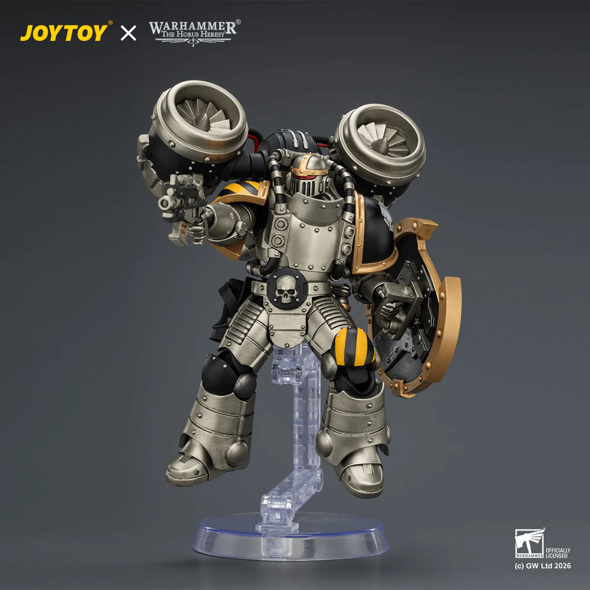 Iron Warriors MkII Assault Legionary1 with Bolt pistol, Chain axe & Combat shield - Image 5