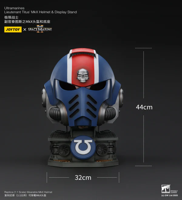 Ultramarines Lieutenant Titus' MKX Helmet & Display Stand - Image 12