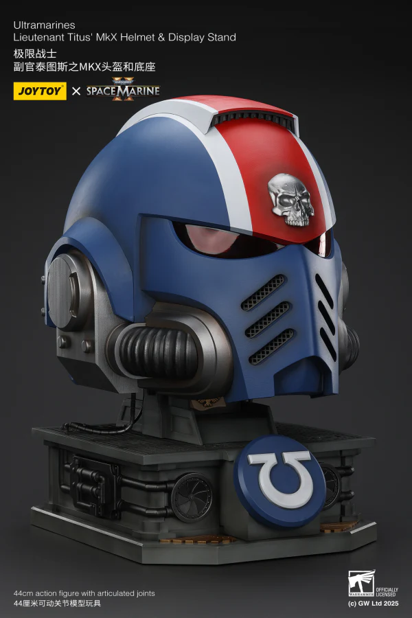 Ultramarines Lieutenant Titus' MKX Helmet & Display Stand - Image 15