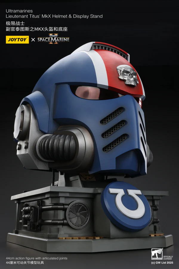 Ultramarines Lieutenant Titus' MKX Helmet & Display Stand - Image 20