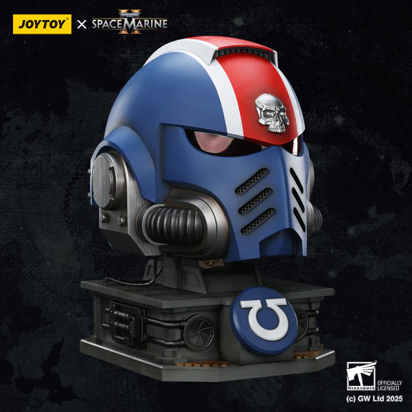 Ultramarines Lieutenant Titus' MKX Helmet & Display Stand - Image 31