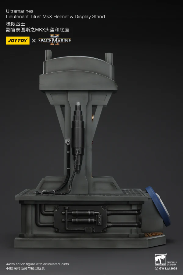Ultramarines Lieutenant Titus' MKX Helmet & Display Stand - Image 5