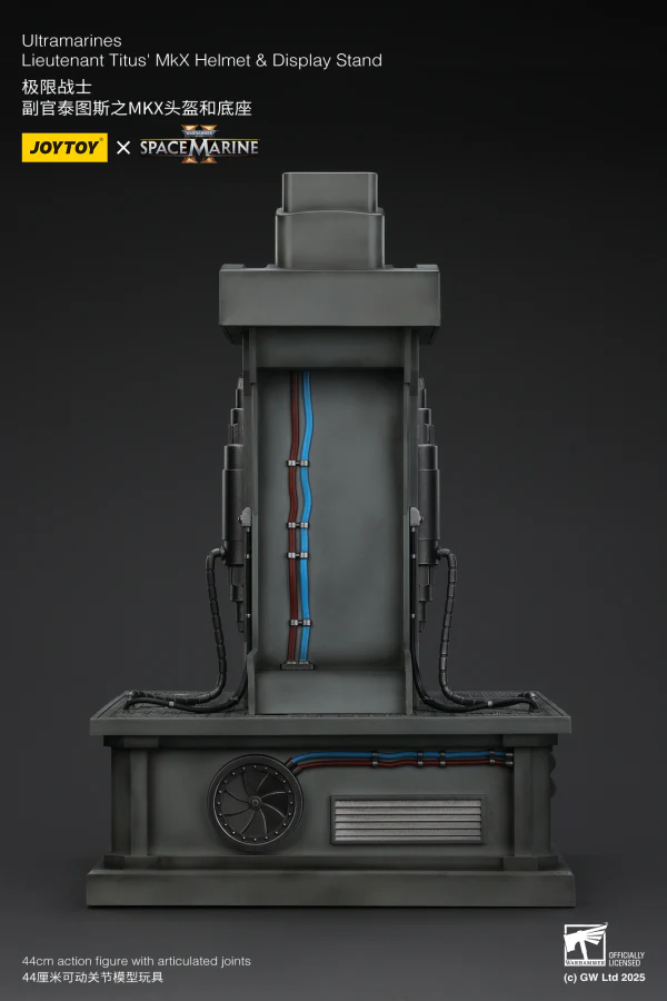 Ultramarines Lieutenant Titus' MKX Helmet & Display Stand - Image 9