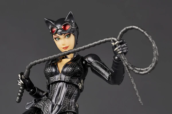 Revoltech Amazing Yamaguchi Cat Woman - Image 10