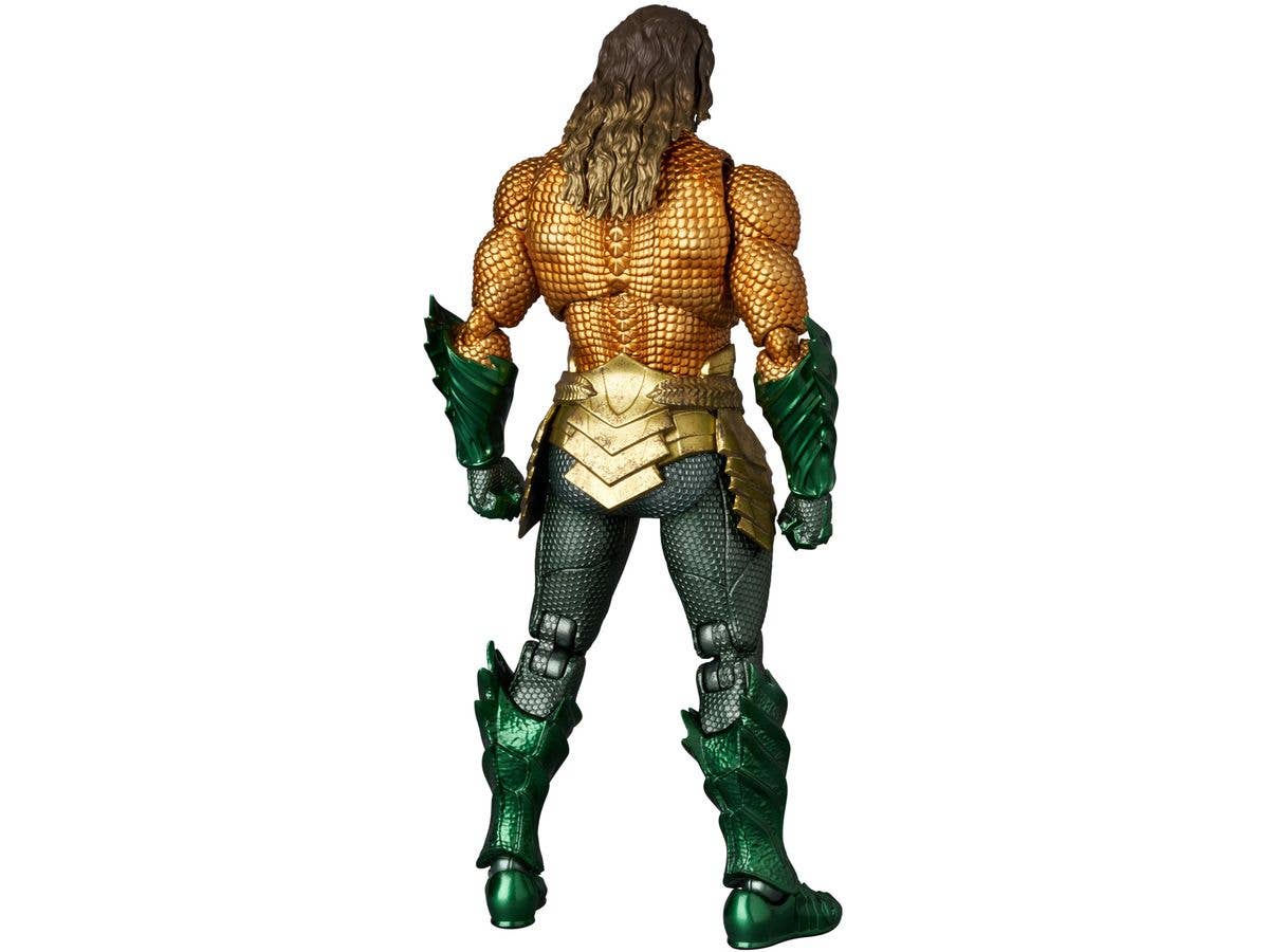MAFEX AQUAMAN（GOLD & GREEN SUIT） - Image 5