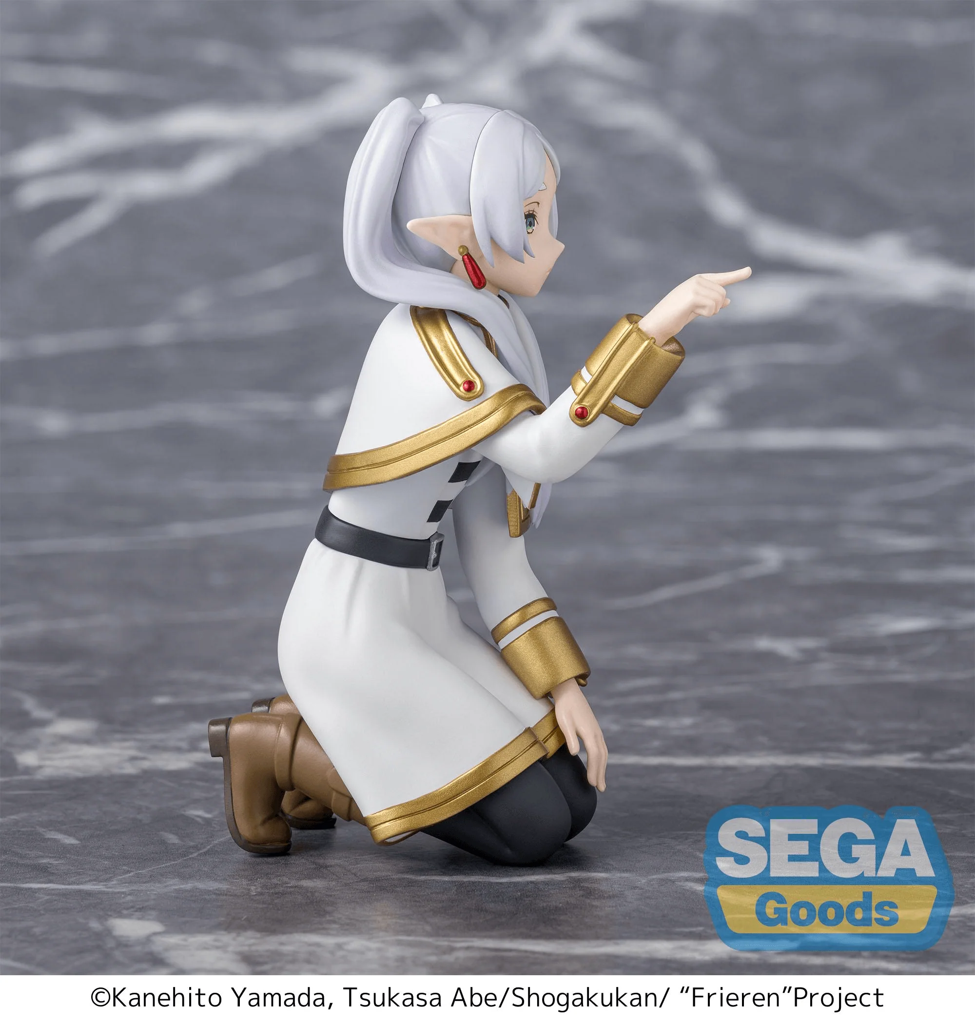 "Frieren: Beyond Journey's End" PM Perching Figure "Frieren" ~Frieren Poking Something~ - Image 4