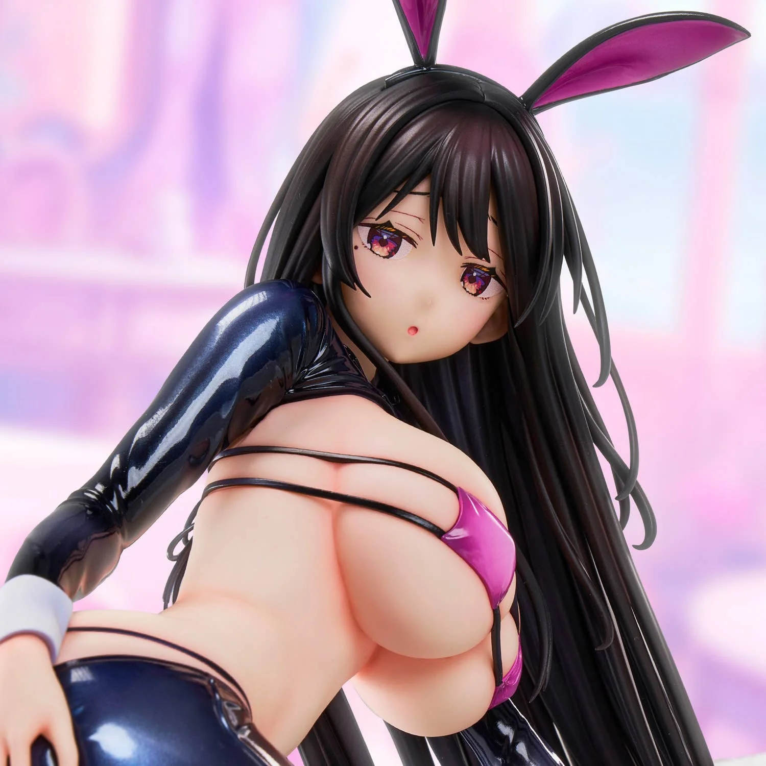 'Hirari Illustration “Reverse Bunny” - Image 13