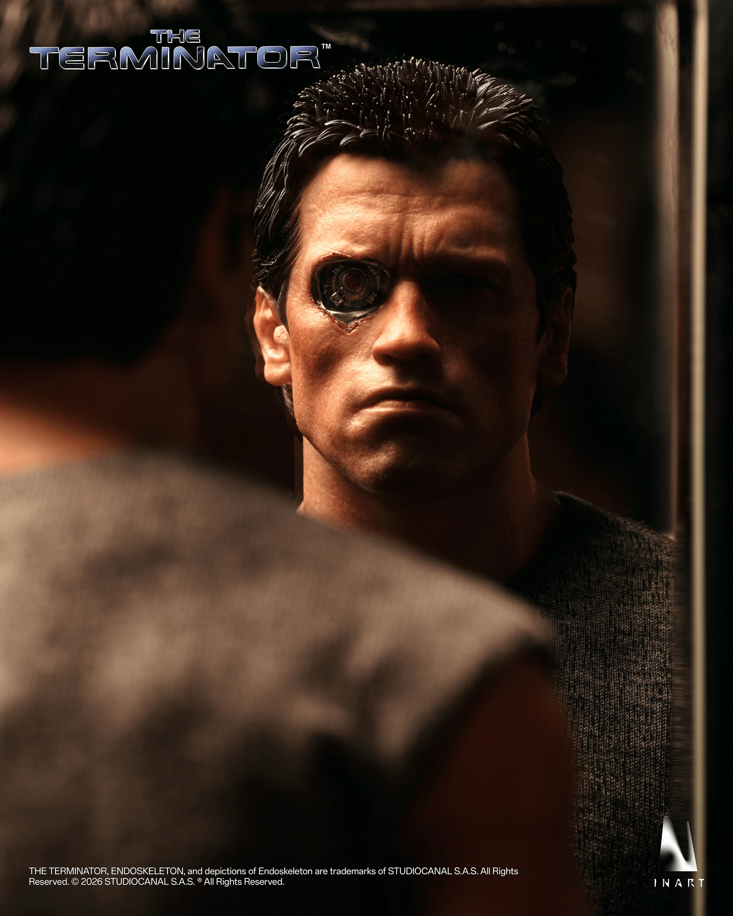 INART – The Terminator - T-800 1/6 Collectible Figure - Image 2