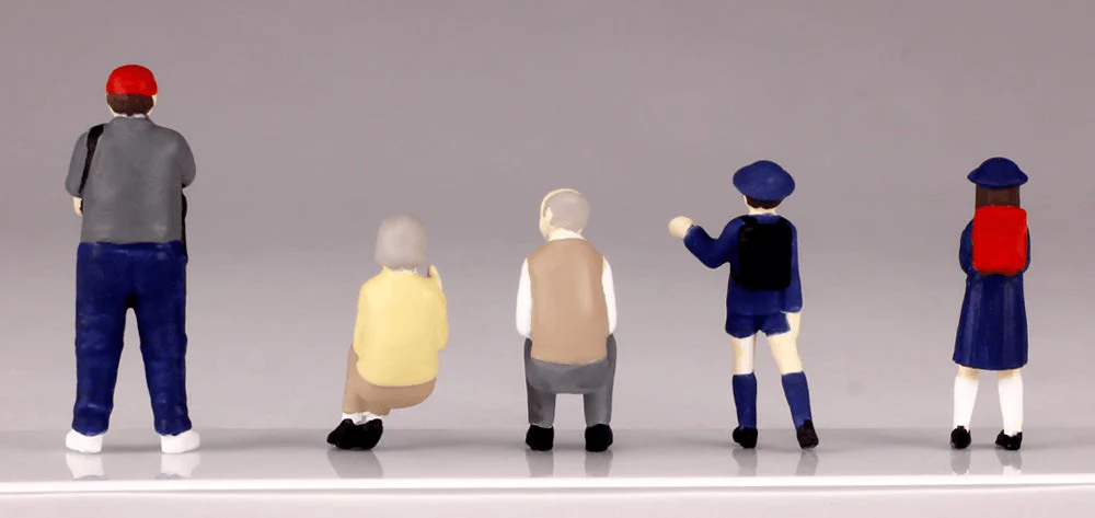 (Rerelease) 1/80 Scale super minifigure series6 That Day's Bus Stop Set - Release Date: 08/2026 - Image 3