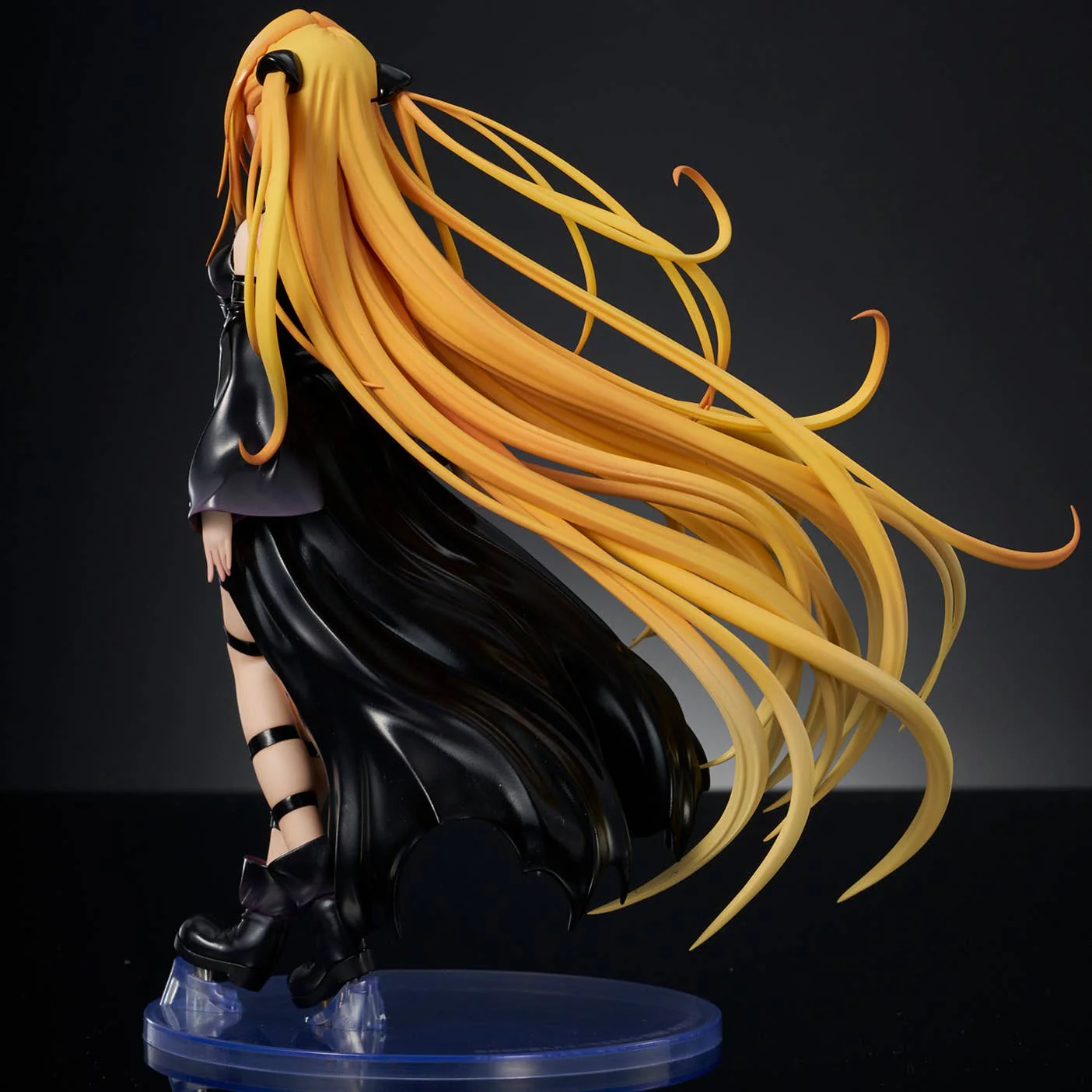 To LOVE-Ru Darkness – Golden Darkness Black Trans Ver. - Image 6