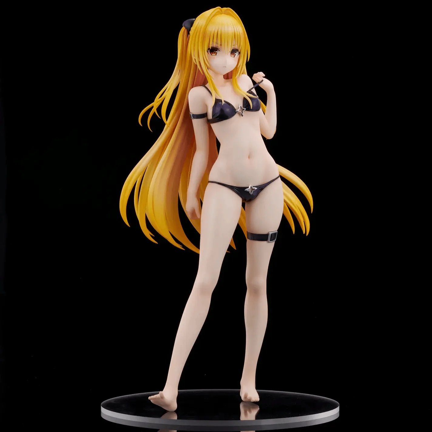 To LOVE-Ru Darkness Swimsuit Series “Golden Darkness” 1/4 Scale Figure - Image 8