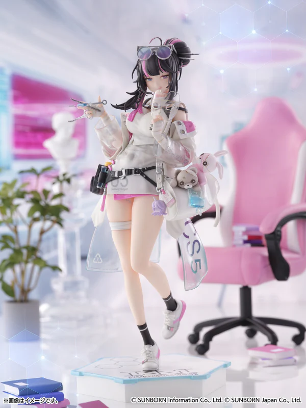 Vee - Medical Surgery Doll Figurine - Image 6